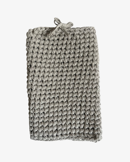 Crocheted laptop case - Beige