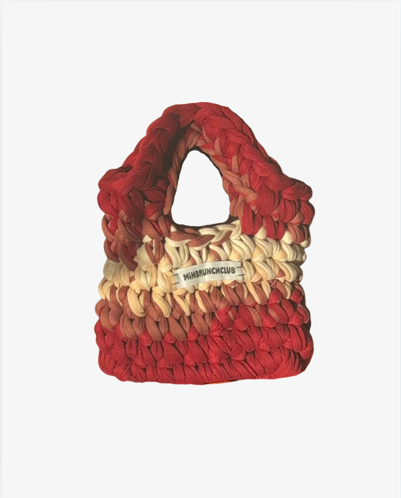 Mars mini crochet bag red
