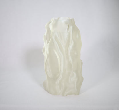 Organic Angel Vase - Transfirefly (Glow in the dark)