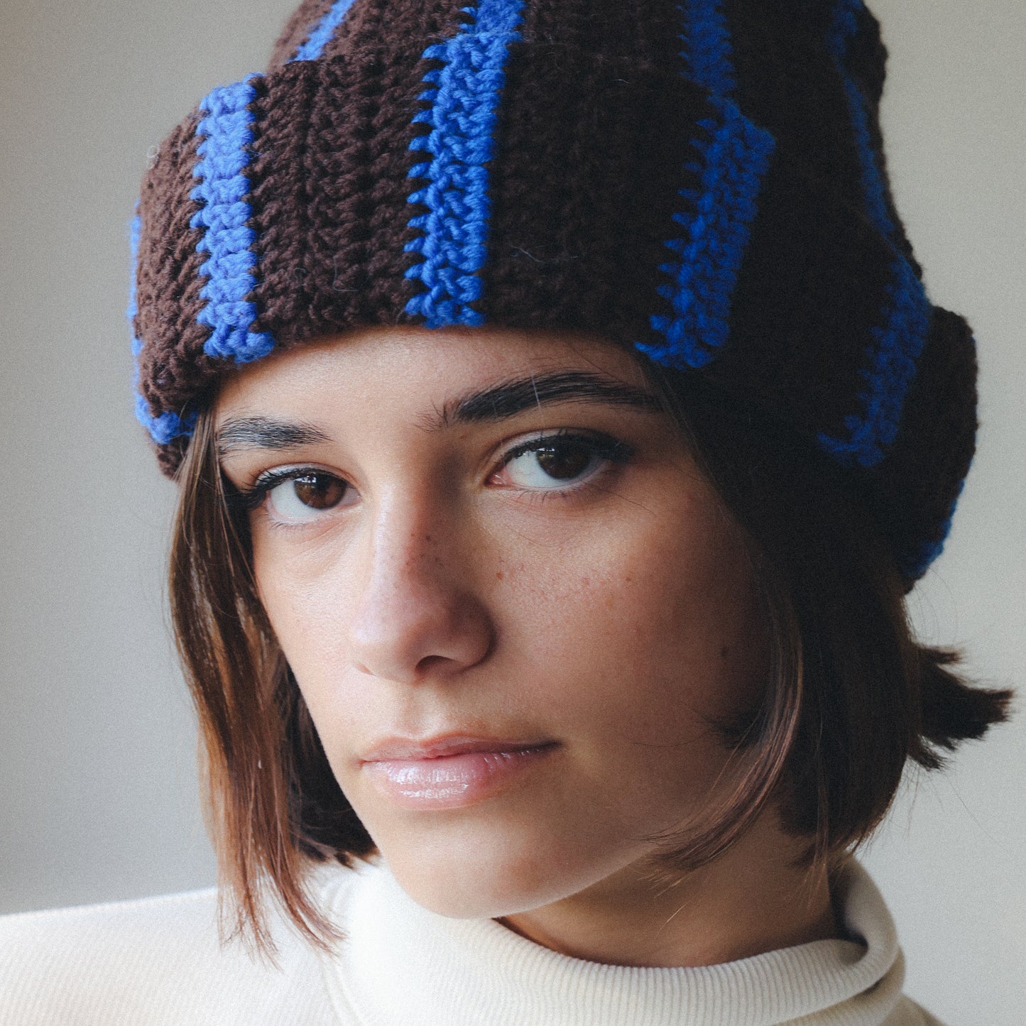 Wool beanie hat striped BROWN BLUE