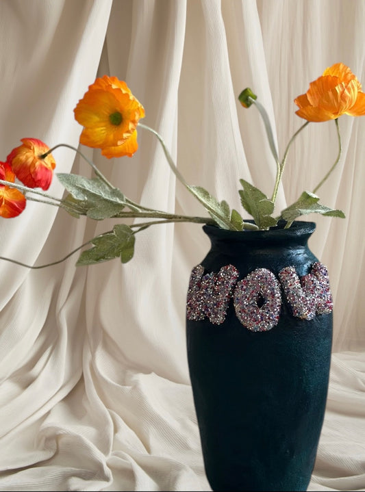 The Wow Vase