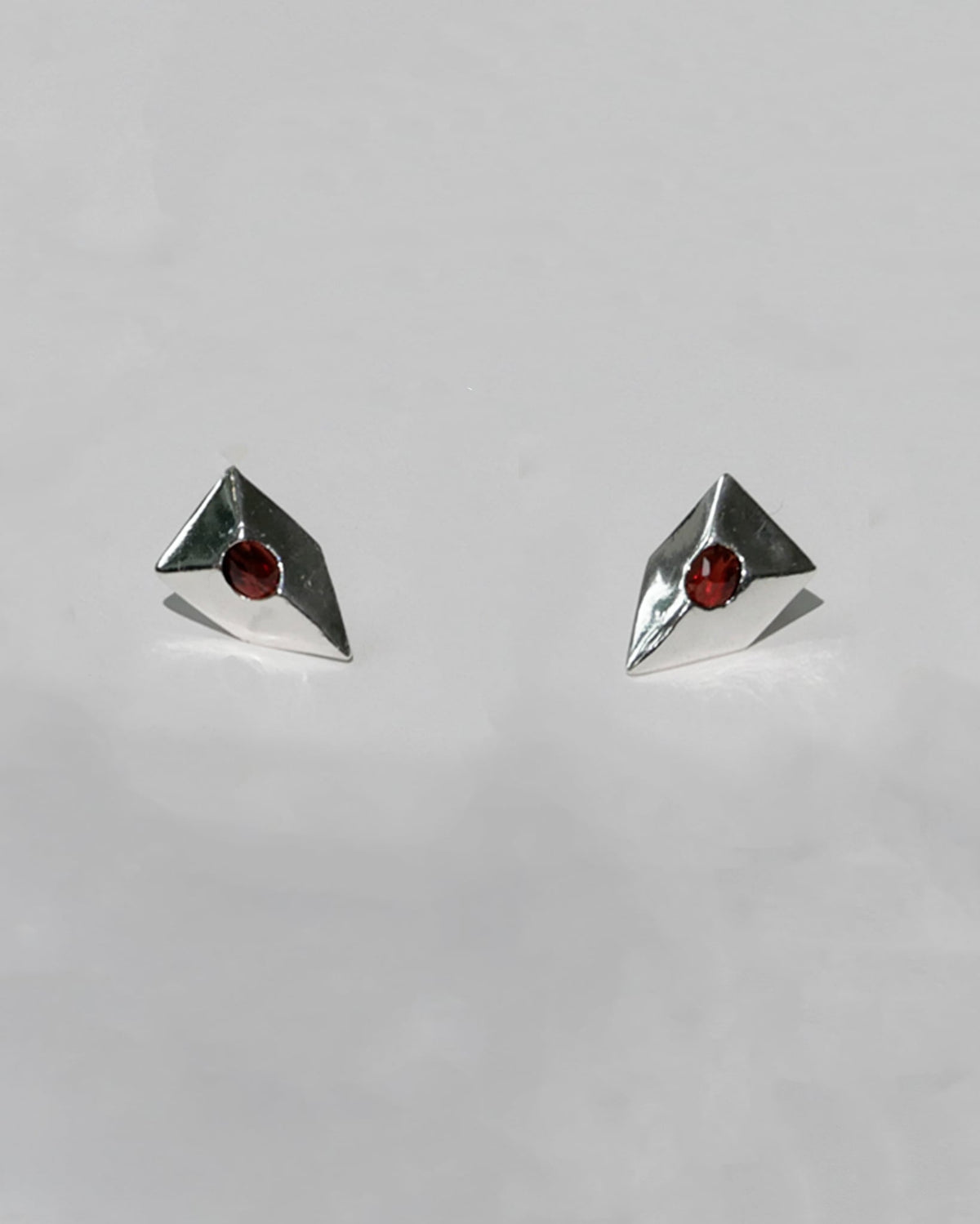 Image at position 1