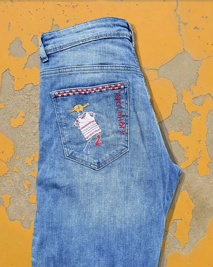 Image at position 1