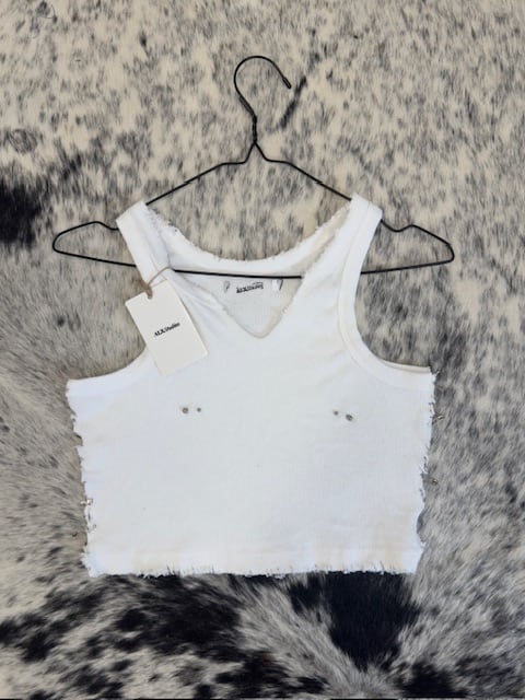 Image at position 1