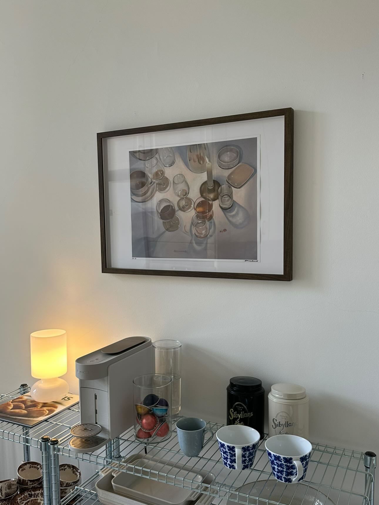 Image at position 1