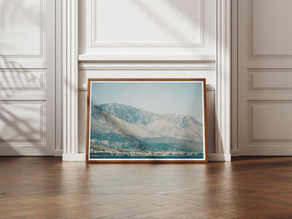 Image at position 1