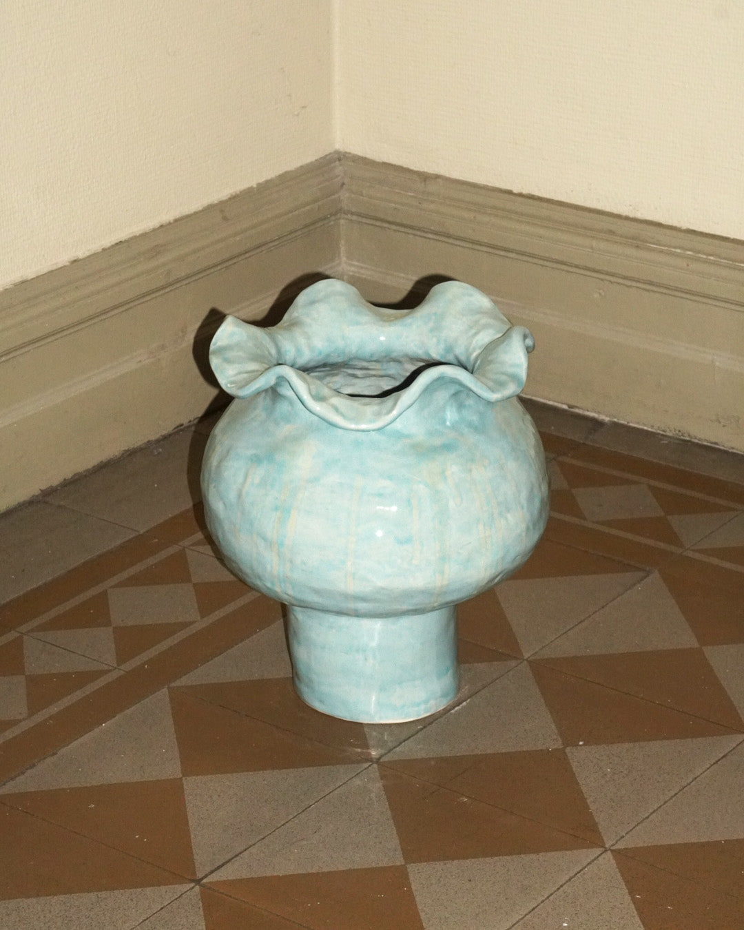 Image at position 1