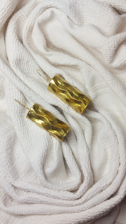 Image at position 1
