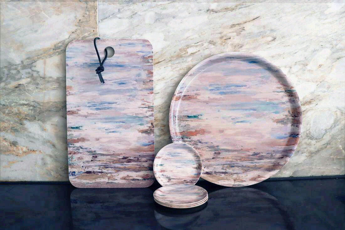"Silver daylight rosé" Cutting Board