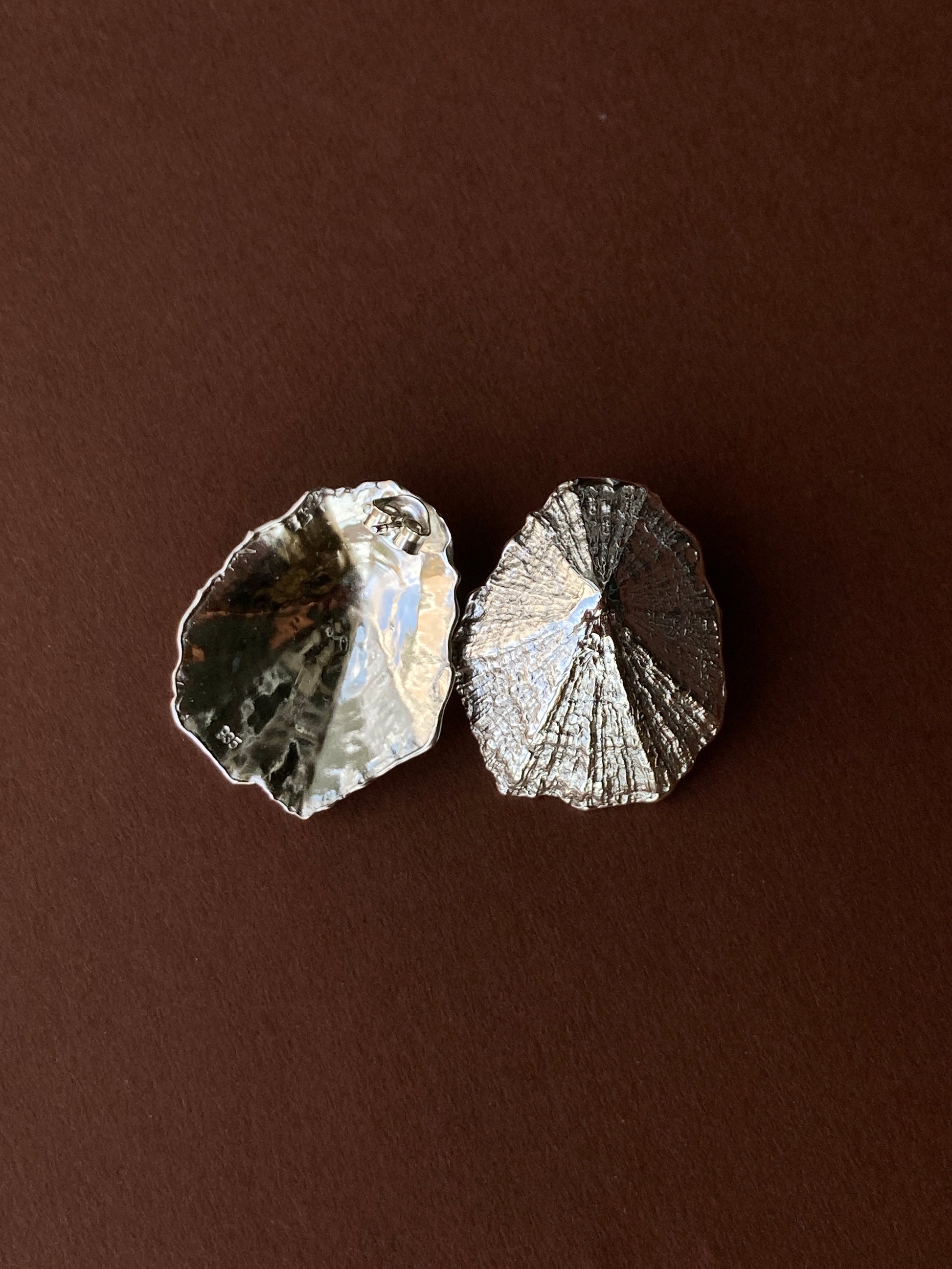 Image at position 1