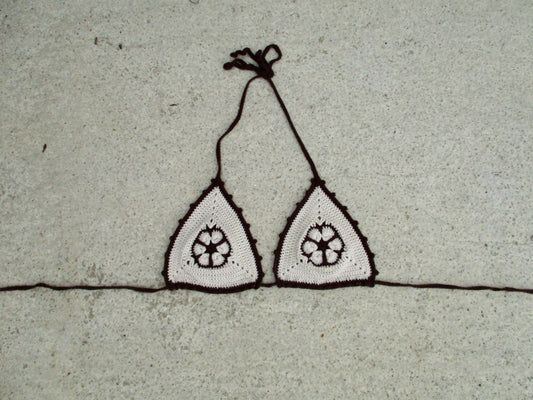 Image at position 1