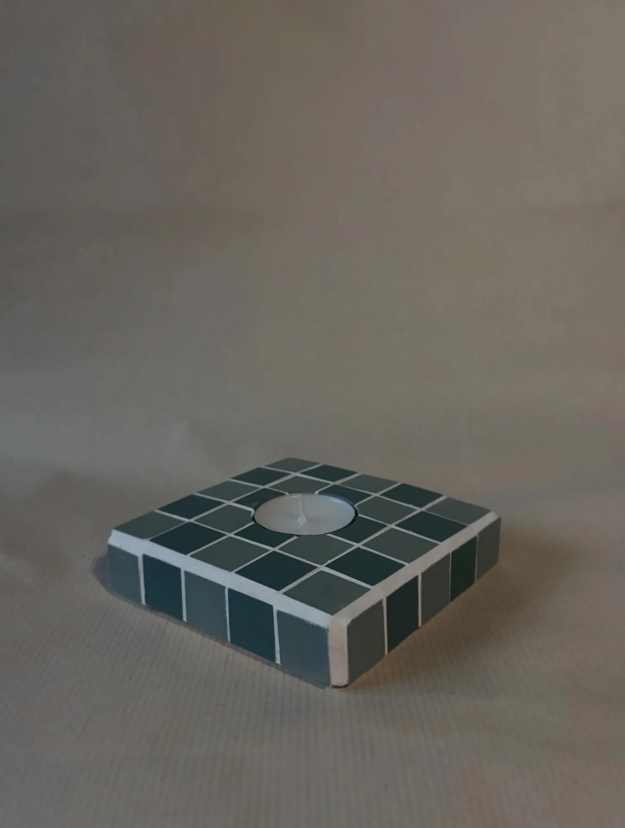 Image at position 1