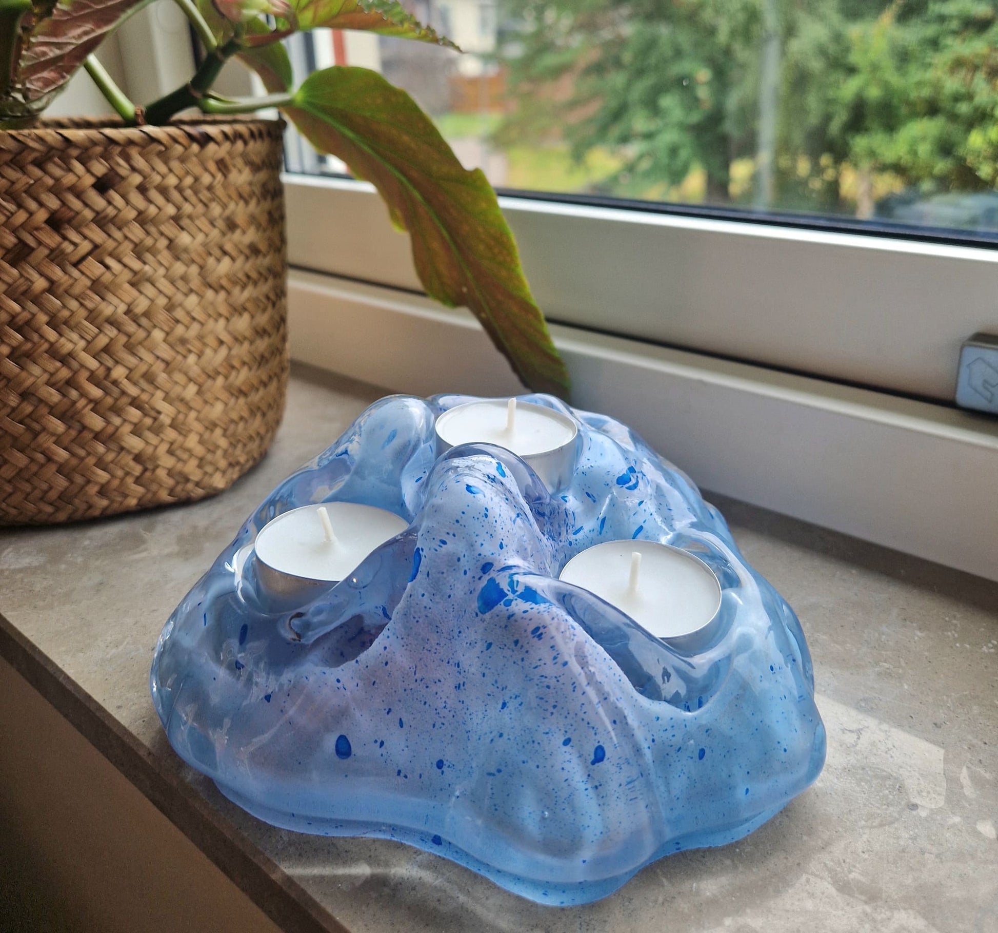 Image at position 2