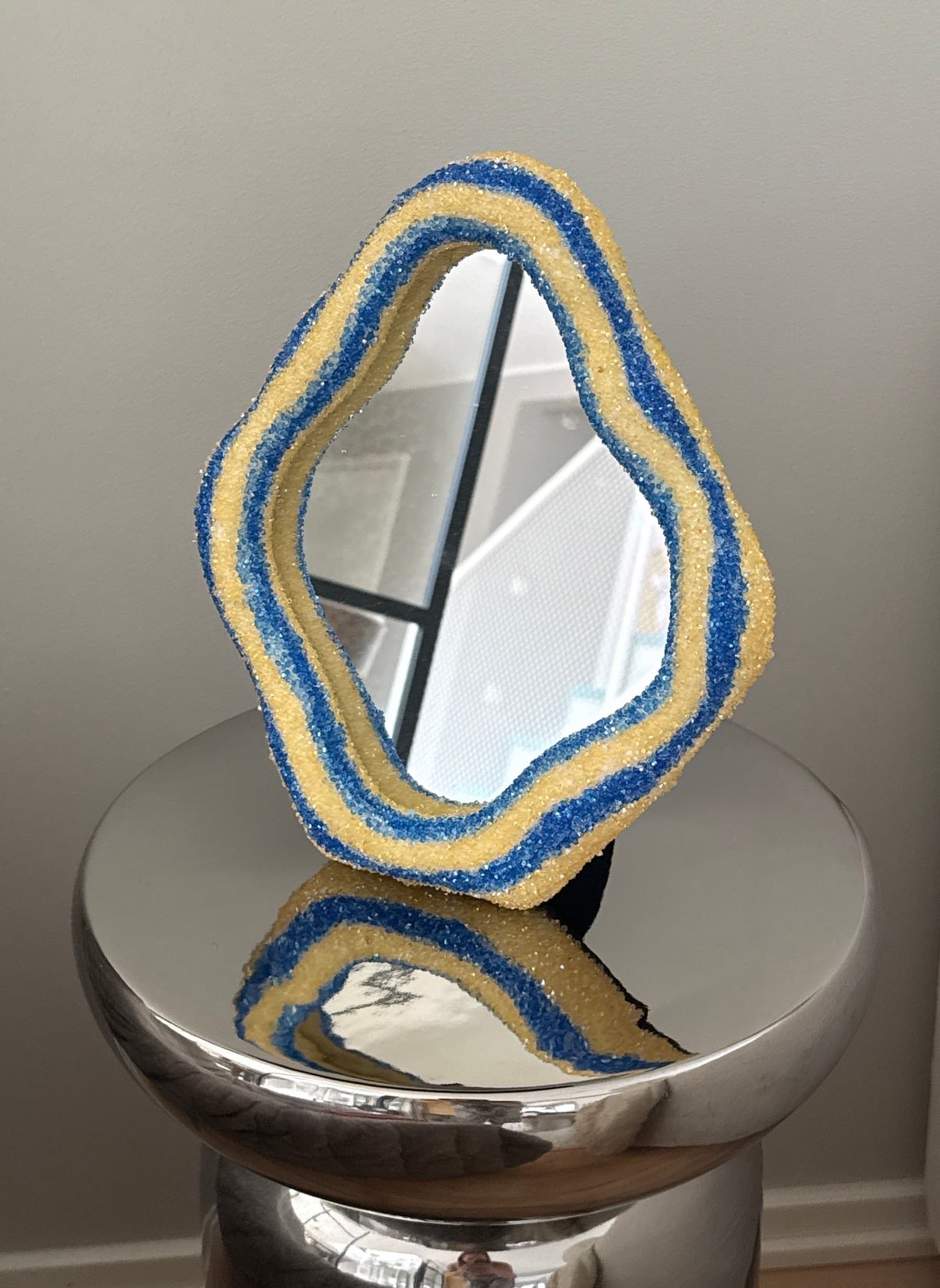 Image at position 1