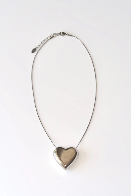 TULIP - SILVER HEART NECKLACE